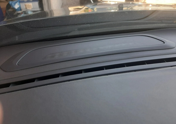 Volvo V70 cena 46700 przebieg: 249144, rok produkcji 2015 z Sieniawa małe 781